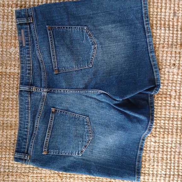 Lauren Conrad Jean Shorts - Picture 3 of 5